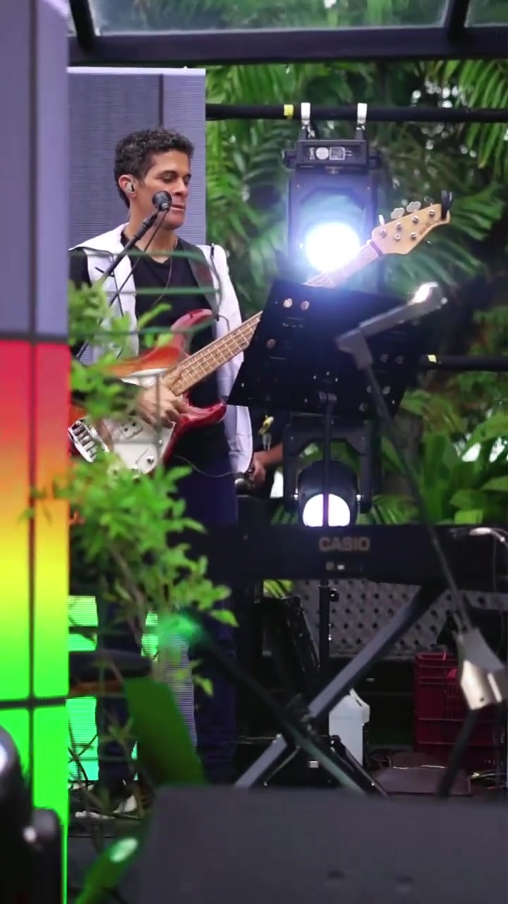 Guitarrista da Orquestra Som Brasil